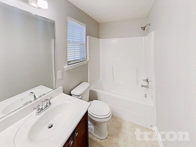 Building Photo - 5775 Midstream Cir