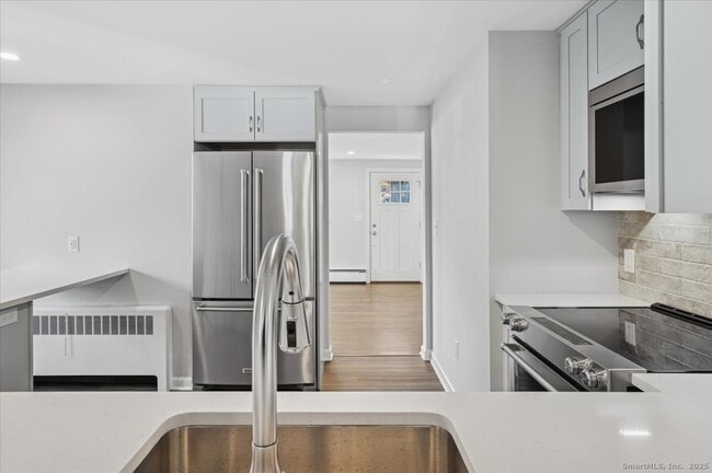 Building Photo - 1110 Mill Hill Terrace