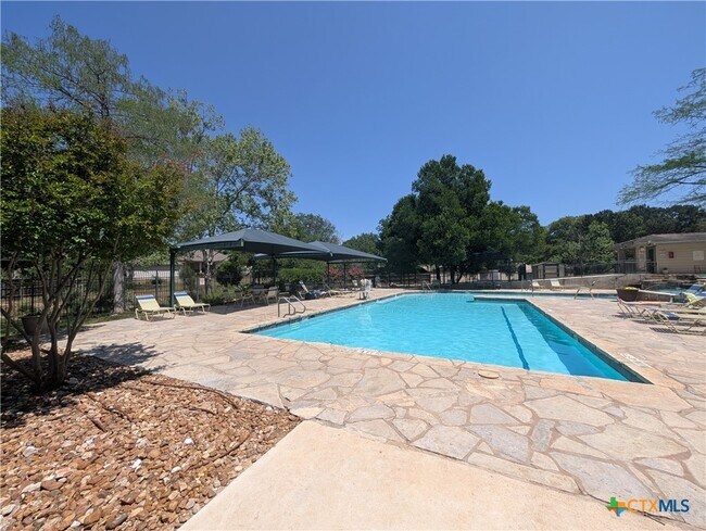 Building Photo - 1771 Oak Glen