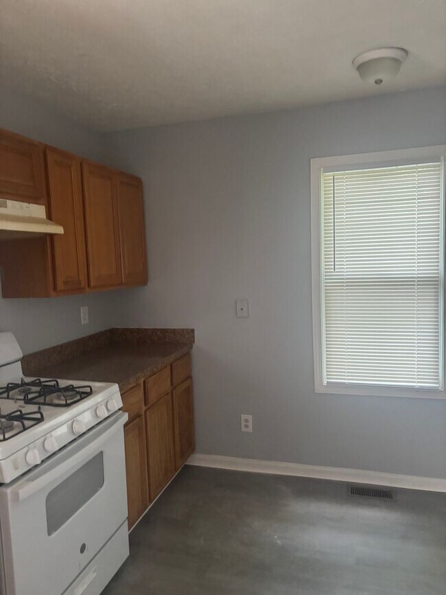 Building Photo - Spacious bedroom House in the Heart of Portland