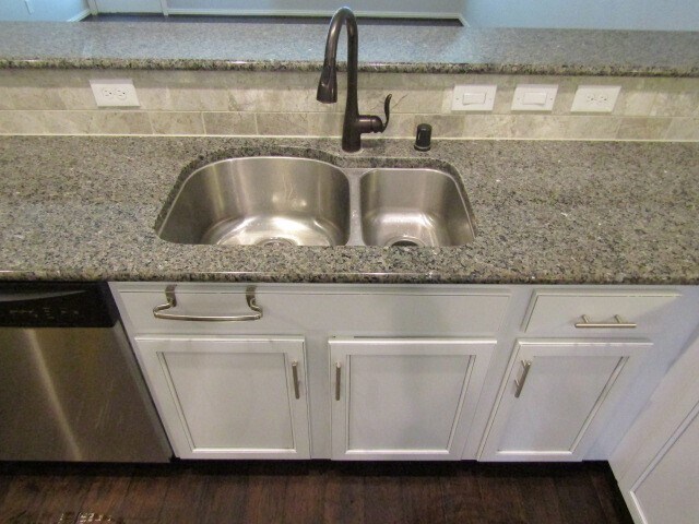 Building Photo - 3902 Quiet Pines Ct