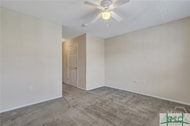 Building Photo - 12300 Apache Ave