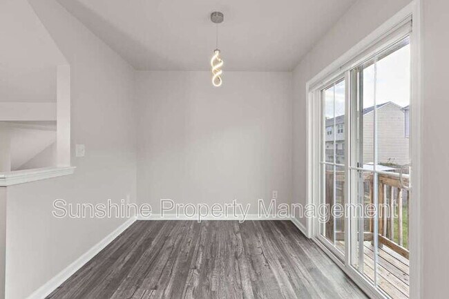 Building Photo - 118 Manilla Cir