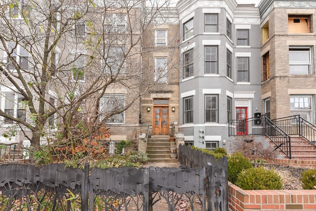 Building Photo - 3116 13th St NW