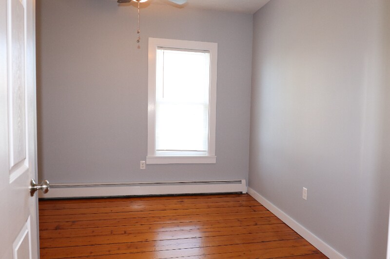 Building Photo - 22 Forest St