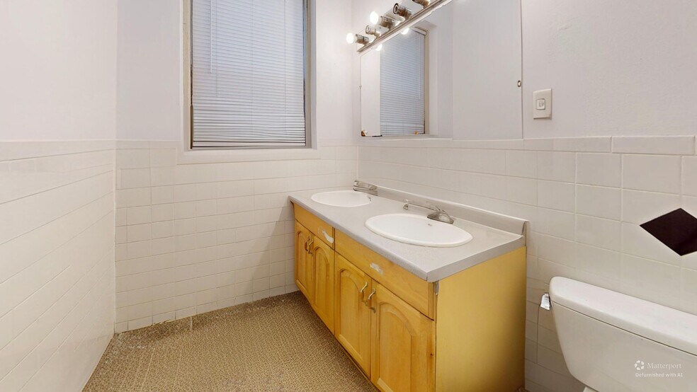 Building Photo - 1665 Commonwealth Ave