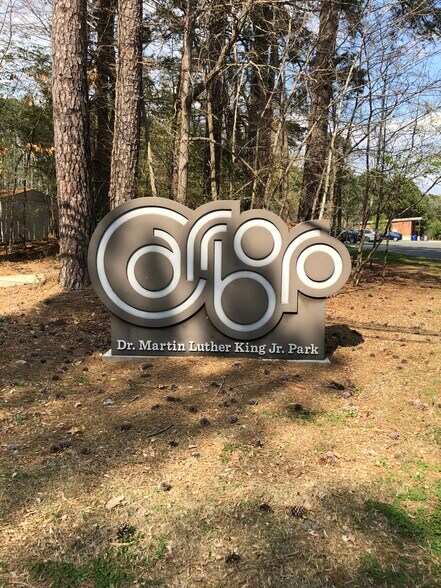 MKL Park - 105 Dove St