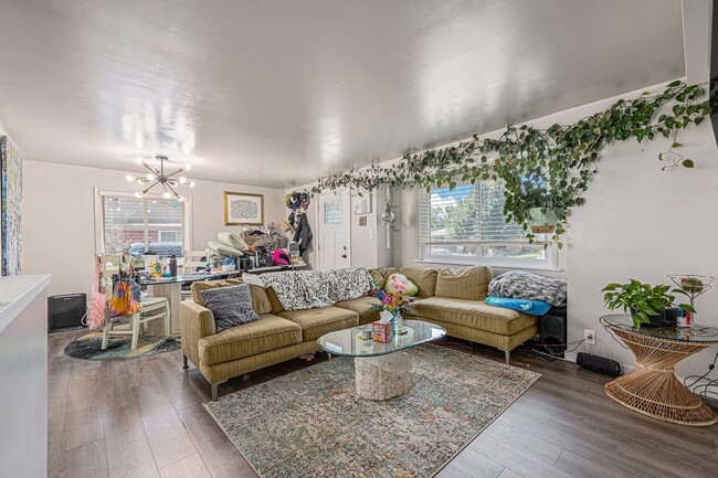 Building Photo - Completely Updated 3-Bedroom Home in North...