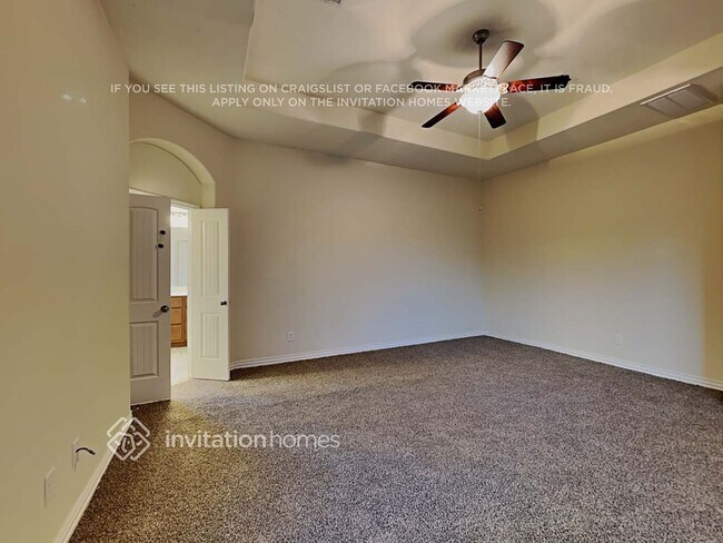 Building Photo - 3302 Clover Trace Dr