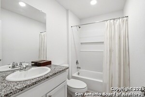 Building Photo - 13942 Bull Cv