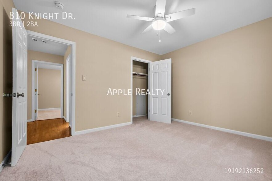 Building Photo - 810 Knight Dr