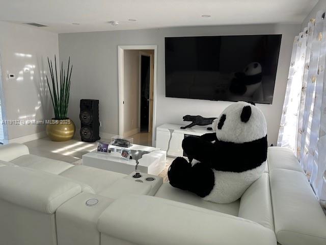 Building Photo - 5531 SW 136th Ct