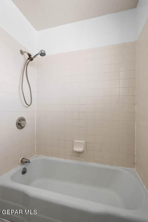 Building Photo - 3313 Cork Dr