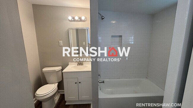 Building Photo - 2377 Jackson Ave