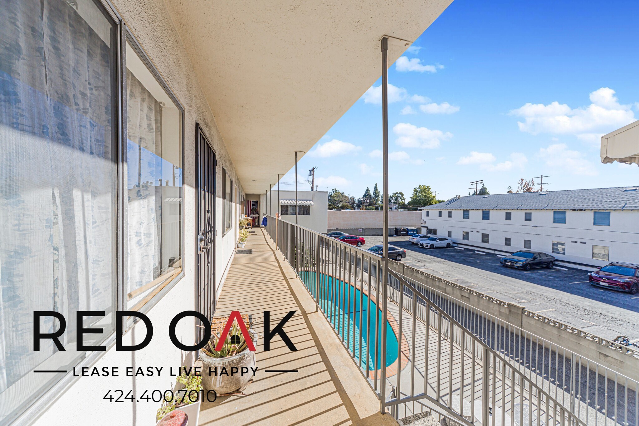 Building Photo - 8720 Owensmouth Ave