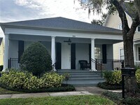 Building Photo - 205 Redbud St