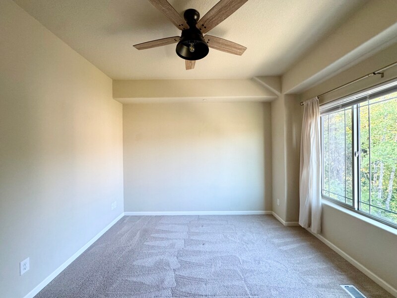 Building Photo - 13582 SW Beach Plum Terrace