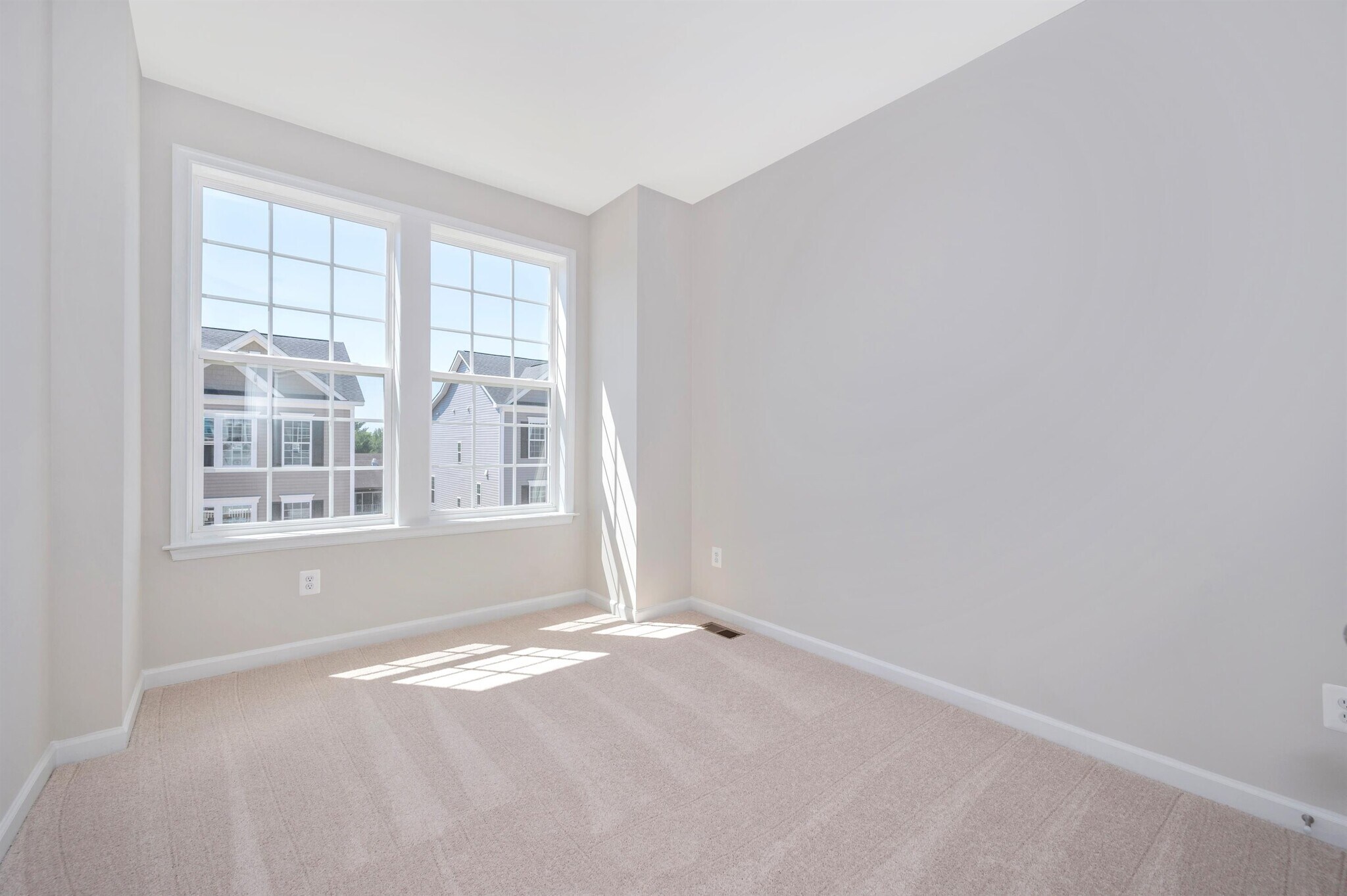 Building Photo - 23 Chester Ct