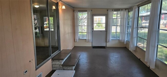 Building Photo - 4641 Orange Blossom Dr