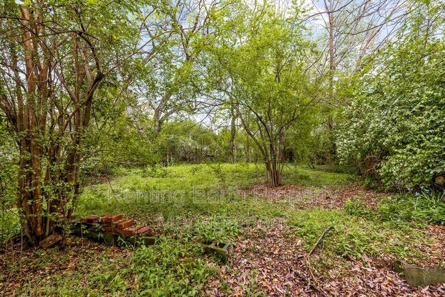 Building Photo - 2335 20th Place Ensley