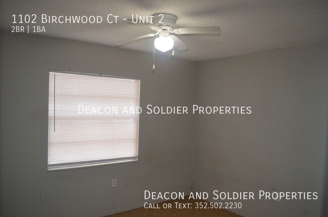 Building Photo - 1102 Birchwood Ct