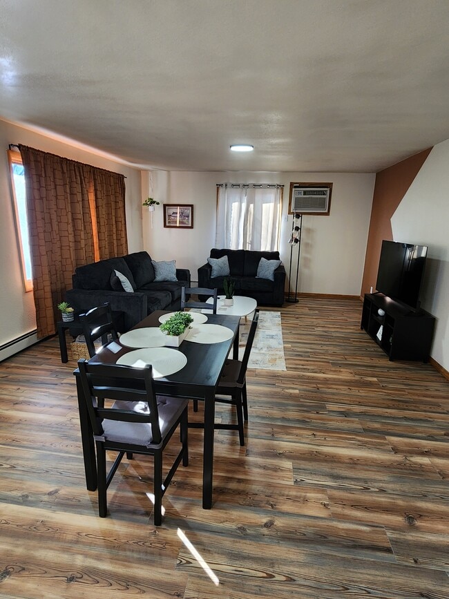 Building Photo - 4-plex