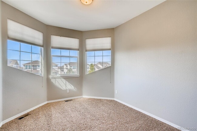 Building Photo - "Spacious 5-Bed Haven in Parker, CO - 2.5 Baths & 2,799 Sq Ft of Comfort!"