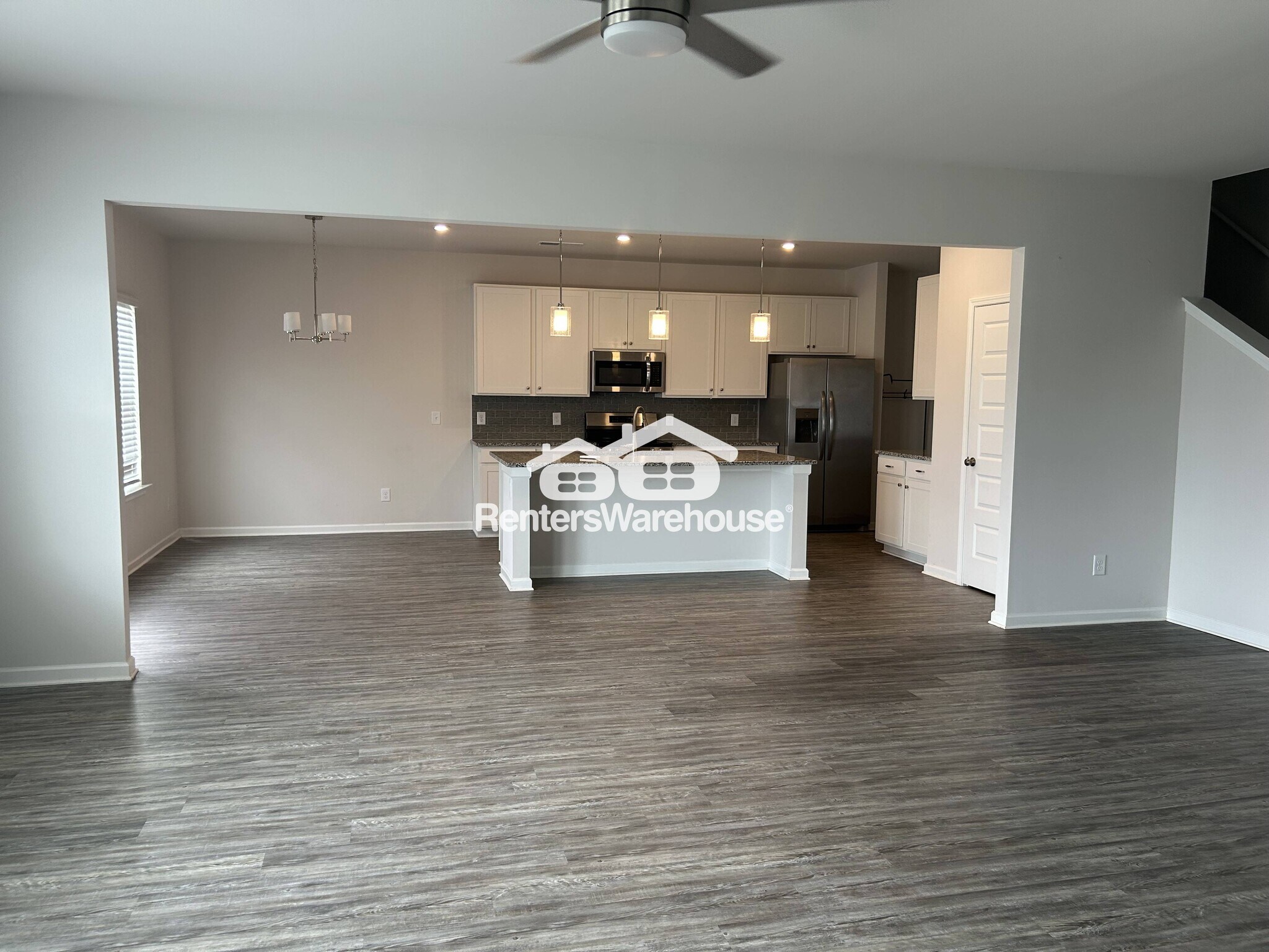 Building Photo - 5475 Cedar Creek Dr