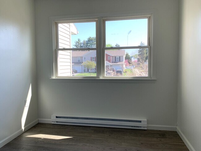 Building Photo - Newly renovated, affordable, 3 bed/1 bath ...