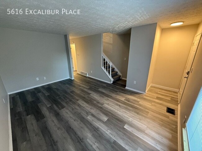 Building Photo - 5616 Excalibur Pl