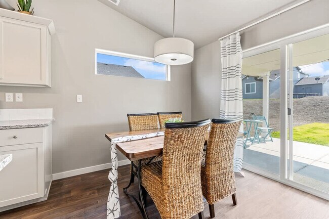 Building Photo - 14549 Tesswater St