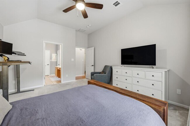 Building Photo - 6816 Beatty Dr