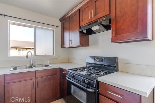 Building Photo - 13015 Vanowen St