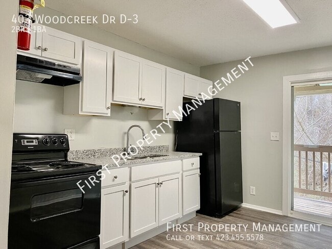 Primary Photo - 403 Woodcreek Dr