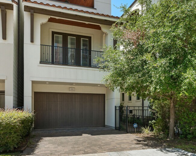 Building Photo - 3717 Newhouse St