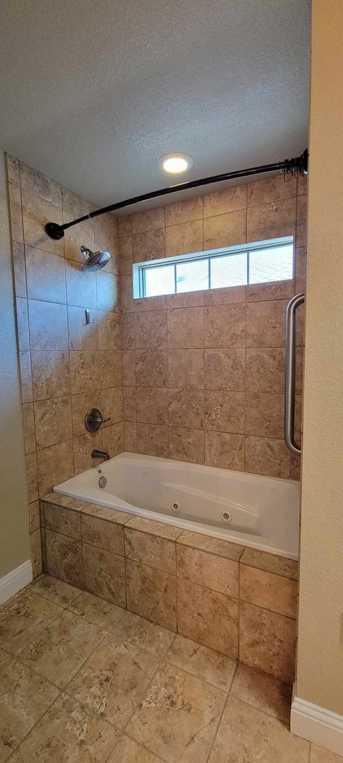 Building Photo - Beautiful 3 bed 2 bath home!