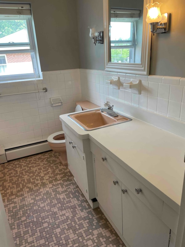 Building Photo - 99 Shadow Ln