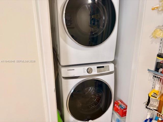 Building Photo - 1830 S Ocean Dr