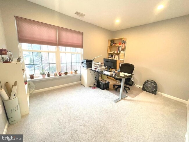 Building Photo - 4513 Monmouth St