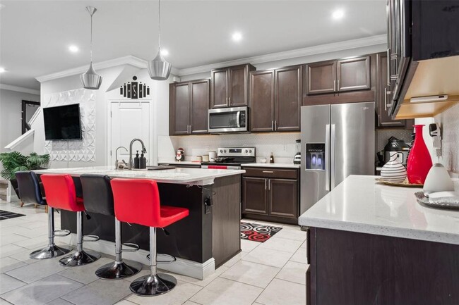 Building Photo - 5950 Grand Sonata Ave