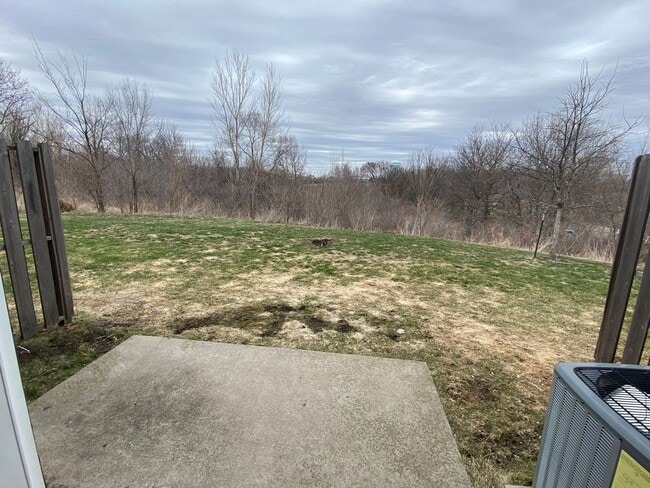 Building Photo - Fox Run Townhomes 1