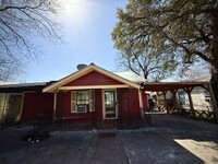 Building Photo - Section 8 Welcome – 4 Bed, 2 Bath Home Nea...
