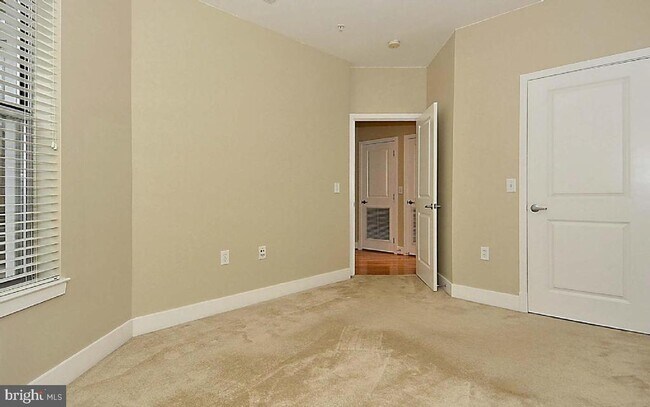 Building Photo - 1800 Wilson Blvd