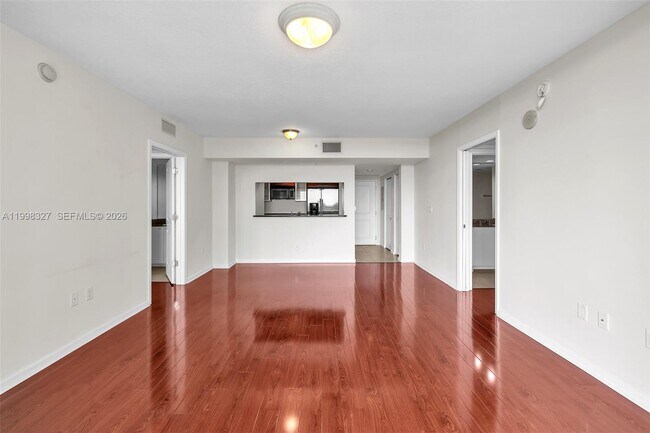 Building Photo - 610 W Las Olas Blvd