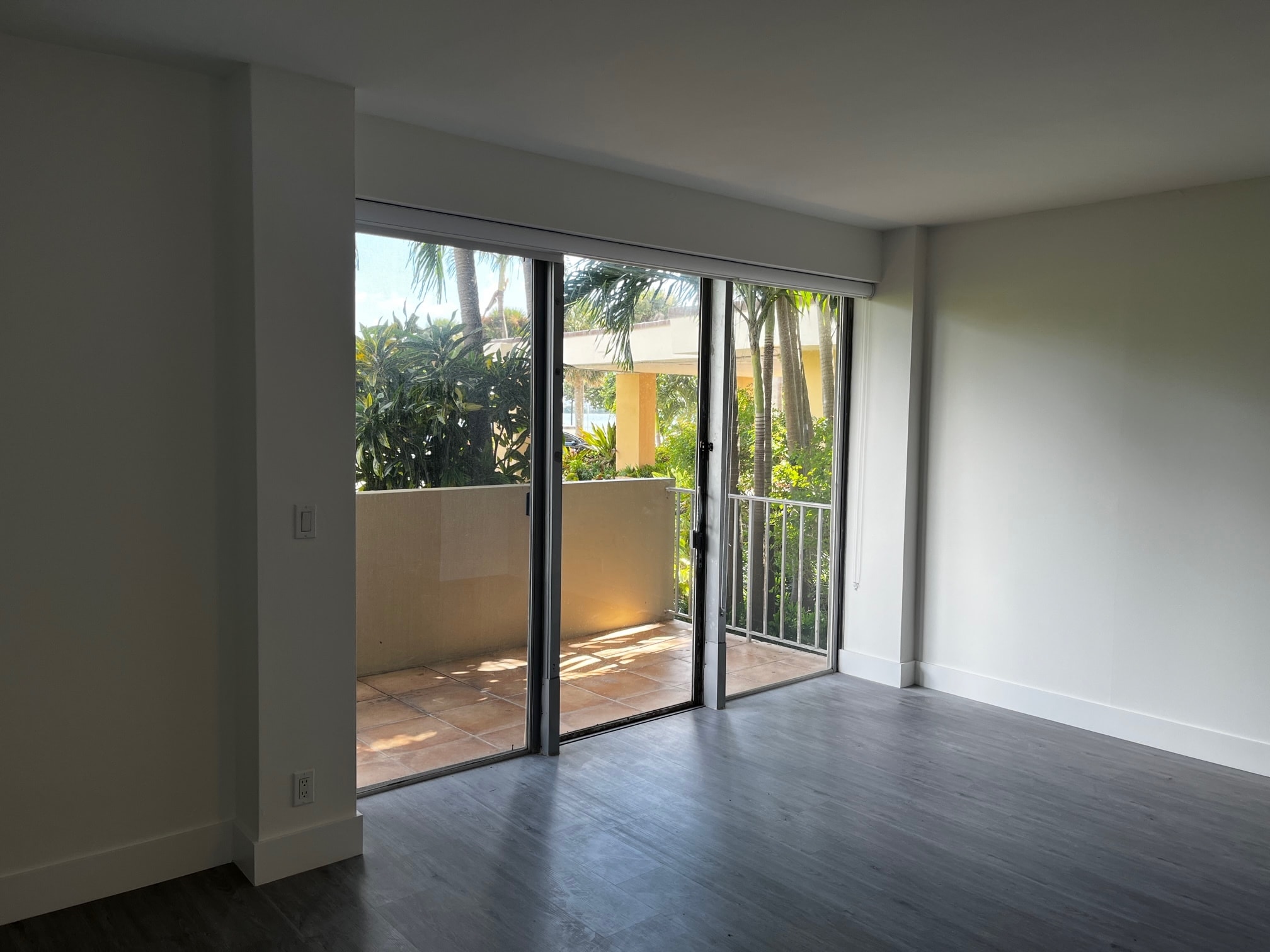 Building Photo - 880 NE 69th St