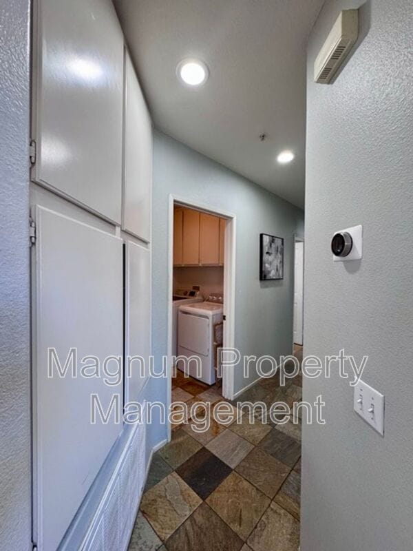 Building Photo - 33423 Winston Way