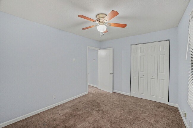 Building Photo - 3107 Altoona St