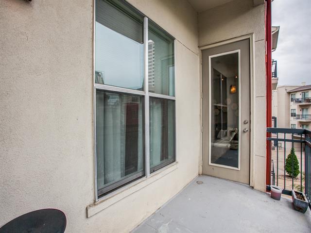 Building Photo - 2950 McKinney Ave