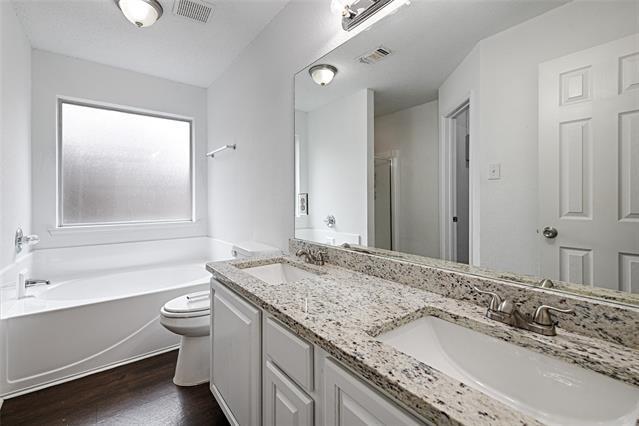 Building Photo - 10257 Tustin Terrace