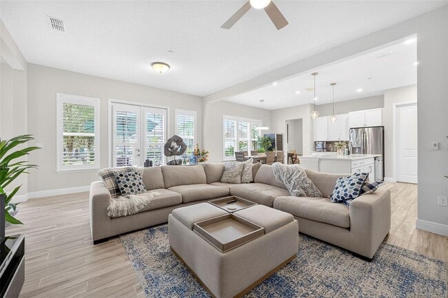 Building Photo - 8809 Laureate Blvd